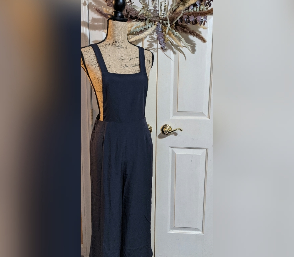 Forever 21  Contemporary Formal Jumpsuit Overalls, Size M, Off-Black